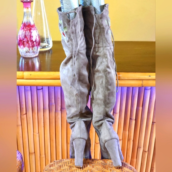 Zigi soho embroidered OTK boots sz 8.5 - Picture 7 of 8